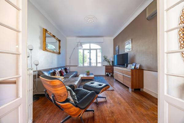 MAISON EN PIERRE AVEC JARDIN, PISCINE ET GARAGE PARC LESCURE