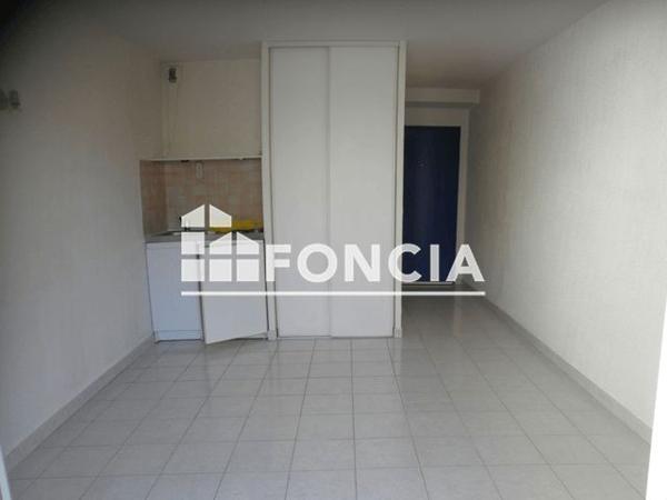 Location Studio 19.17 m² - 325 RUE ST PIERRE - 9 BD FABRICI Marseille 13005