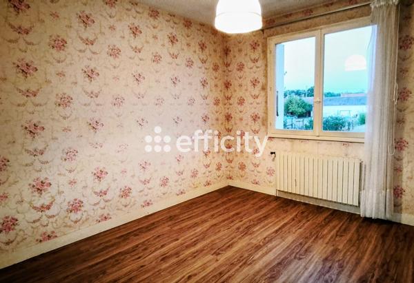 Maison
         3 pièces
        - 88 m² Exclusivité 115 000 € *