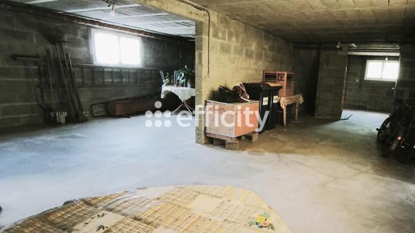 Maison
         3 pièces
        - 88 m² Exclusivité 115 000 € *