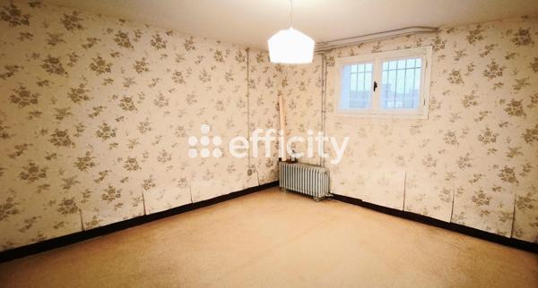 Maison
         3 pièces
        - 88 m² Exclusivité 115 000 € *