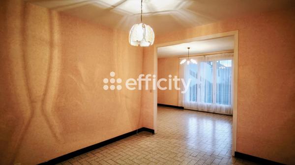 Maison
         3 pièces
        - 88 m² Exclusivité 115 000 € *