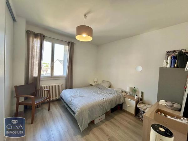 Appartement à louer 2 pièces 48.53m² Tours (37000)