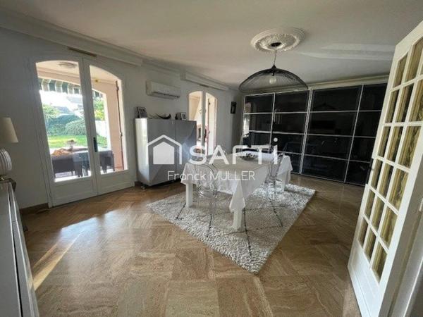 MAISON D'EXCEPTION AU BOUSCAT : Charme, Volume et Raffinement