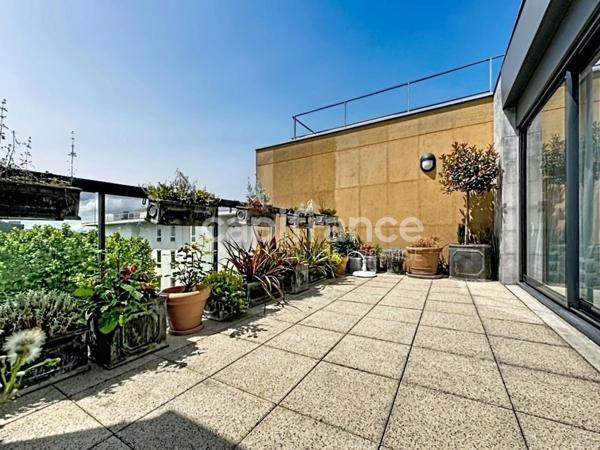 Magnifique Duplex 3 chambres 137 m2 avec terrasse - Bercy village