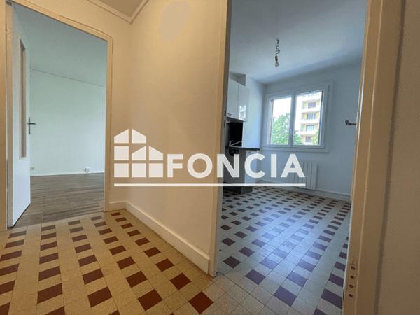 Location Appartement 3 pièces 54.44 m² - LE LUMIERE CII Grenoble 38100