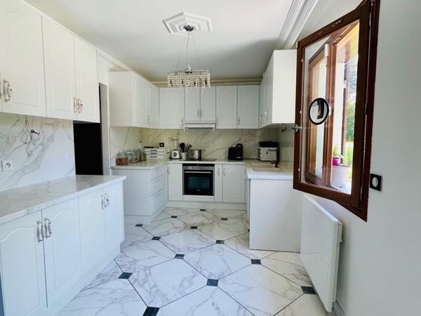 Maison à vendre 690 000 € L'Isle-Adam 8 p 192 m² DPE D