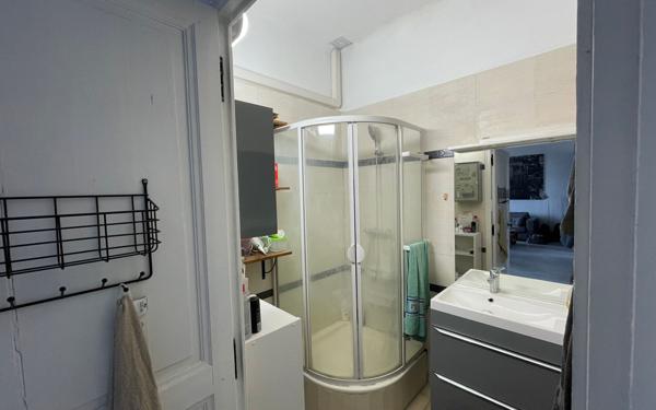 Appartement à vendre    3 pièces • 62 m2 Toulon