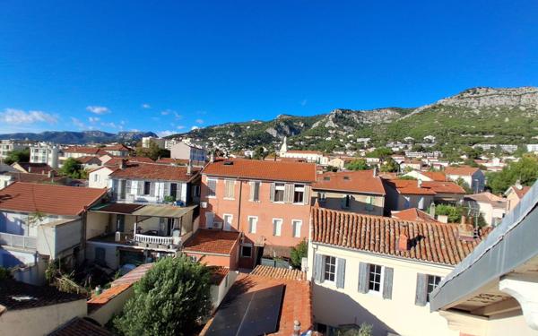 Appartement à vendre    3 pièces • 62 m2 Toulon