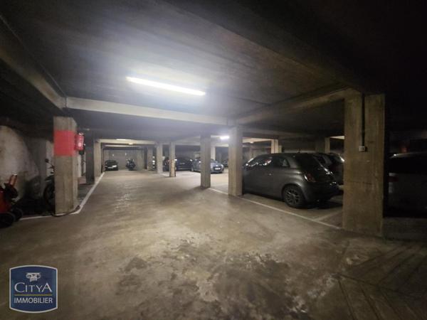 Parking à louer