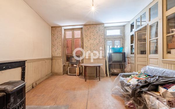 Maison à vendre    6 pièces • 182 m2 Bourganeuf