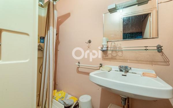 Maison à vendre    6 pièces • 182 m2 Bourganeuf