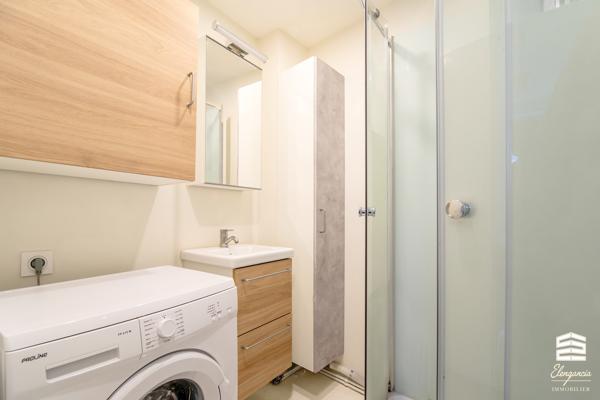 CACHAN CENTRE – Coup de cœur ! Charmant T3 traversant de 60 m² avec cheminée, entièrement rénové