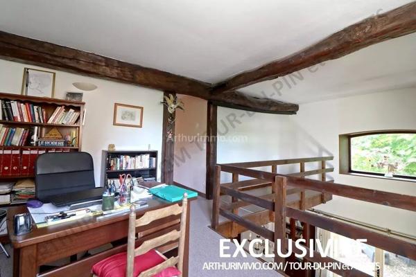 Vente Maison 5 pièces 159 m2 à La Tour-du-Pin