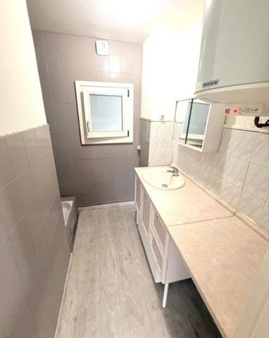 PROCHE CENTRE VILLE ET GARE