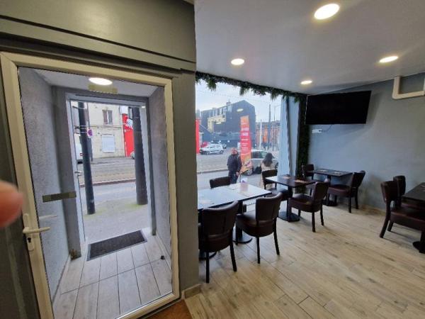 Commerce à Louer à ANZIN 850 €