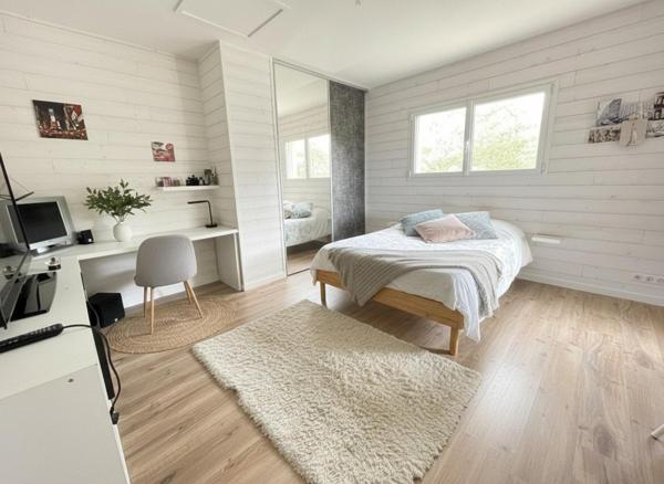 Villa 4 chambres / piscine / garage