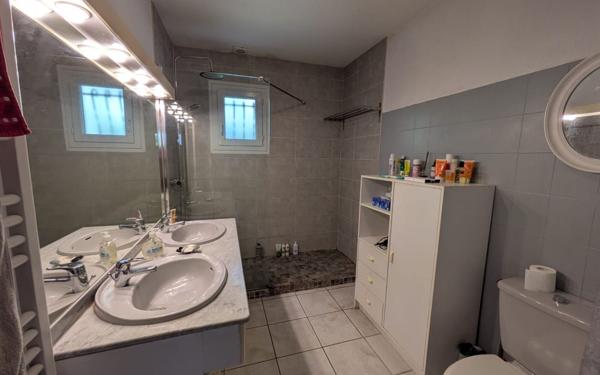 Maison à vendre    5 pièces •  Le Teich