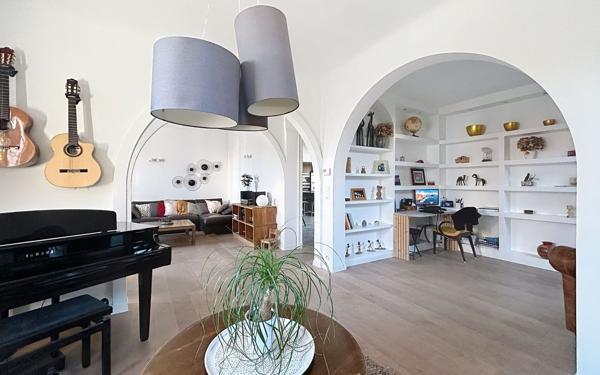 Maison à vendre    6 pièces •  Bayonne