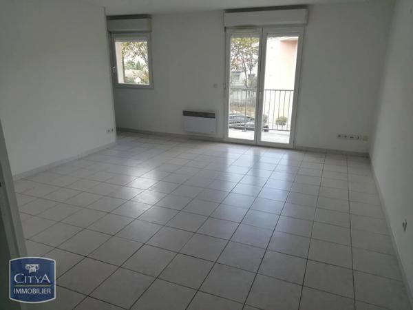 Appartement à louer 2 pièces 49.54m² Béziers (34500)