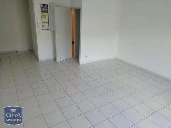 Appartement à louer 2 pièces 49.54m² Béziers (34500)