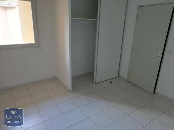 Appartement à louer 2 pièces 49.54m² Béziers (34500)
