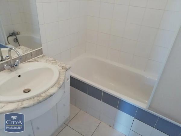 Appartement à louer 2 pièces 49.54m² Béziers (34500)