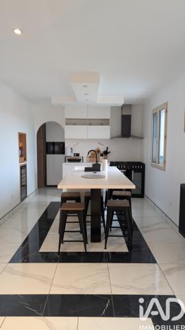Maison à vendre 7 pièces 146,04 m² Saint-Fargeau-Ponthierry