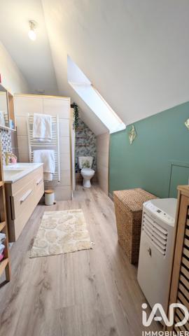 Maison à vendre 7 pièces 146,04 m² Saint-Fargeau-Ponthierry
