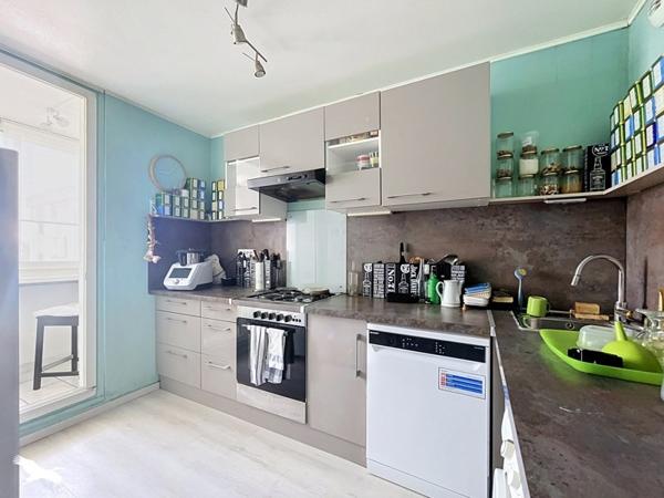 Appartement 82 950 € Saint-Pierre-des-Corps 4 p 78 m² DPE C