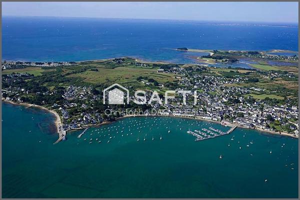 Venez délicatement vous poser au bord de l ’océan Atlantique et du golfe du Morbihan, dans l’un des endroits les plus recherchés de Bretagne.