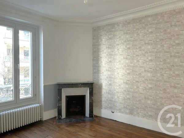 Maison à vendre  8 pièces - 169,30 m 2   ST MANDE  - 94