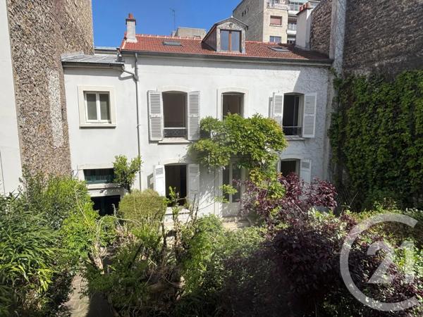 Maison à vendre  8 pièces - 169,30 m 2   ST MANDE  - 94