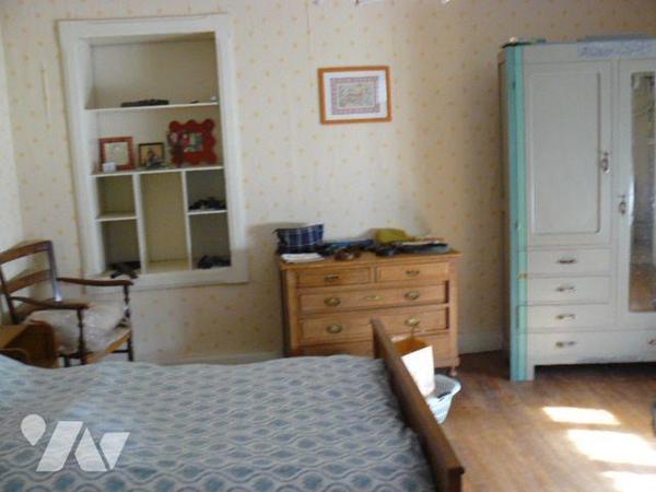 Immeuble à vendre à Rambervillers (88700) dans les Vosges (88)

Immeuble proposé à la vente s...