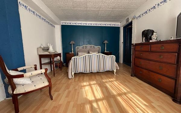 Maison à vendre    5 pièces •  Saint-Denis-d'Oléron