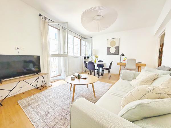 Appartement Paris 3 pièce(s) 57 m2