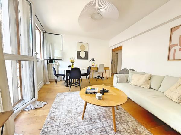 Appartement Paris 3 pièce(s) 57 m2