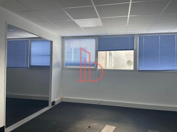Bureau de 860 m² à louer à Bordeaux Ouest-Merignac