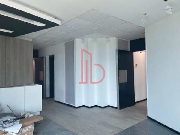 Bureau de 860 m² à louer à Bordeaux Ouest-Merignac