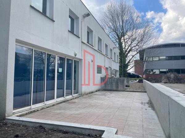 Bureau de 860 m² à louer à Bordeaux Ouest-Merignac