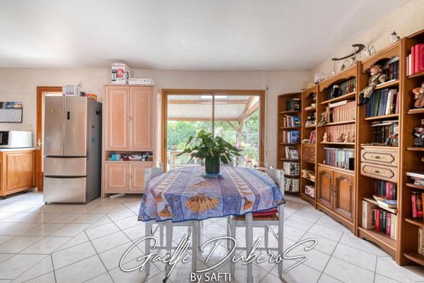 Maison 4 chambres sur sous-sol *** Pré-visite 3D disponible sur simple demande***