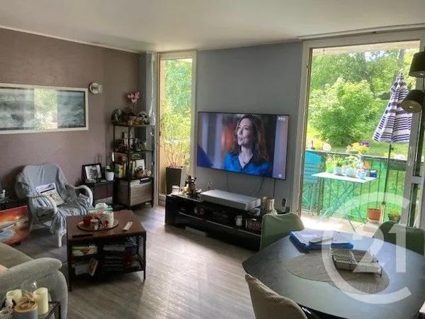 Appartement F3 à vendre  3 pièces - 70,61 m 2   BRUNOY  - 91