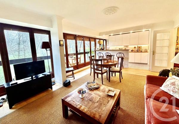 Appartement à vendre  4 pièces - 89 m 2   RUEIL MALMAISON  - 92