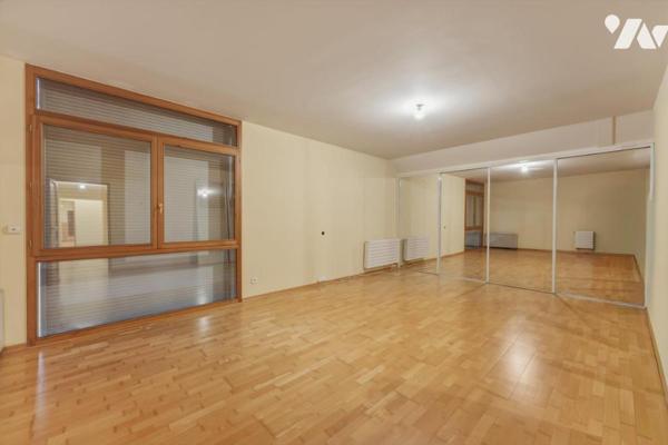 EXCLUSIVITÉ – DIVONNE-LES-BAINS – PROPRIÉTÉ D'EXCEPTION SUR PLUS DE 3 HECTARES