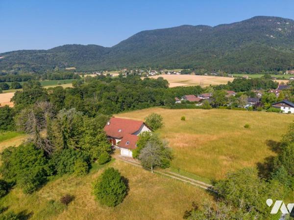 EXCLUSIVITÉ – DIVONNE-LES-BAINS – PROPRIÉTÉ D'EXCEPTION SUR PLUS DE 3 HECTARES