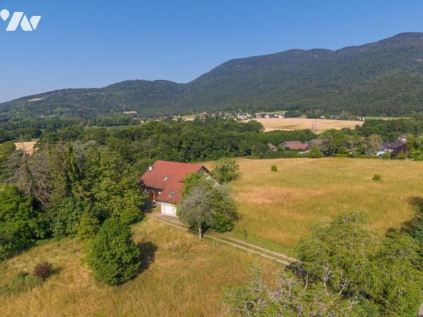 EXCLUSIVITÉ – DIVONNE-LES-BAINS – PROPRIÉTÉ D'EXCEPTION SUR PLUS DE 3 HECTARES