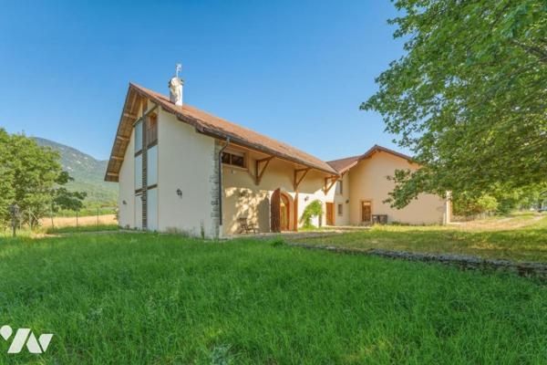 EXCLUSIVITÉ – DIVONNE-LES-BAINS – PROPRIÉTÉ D'EXCEPTION SUR PLUS DE 3 HECTARES