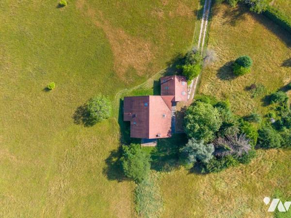 EXCLUSIVITÉ – DIVONNE-LES-BAINS – PROPRIÉTÉ D'EXCEPTION SUR PLUS DE 3 HECTARES