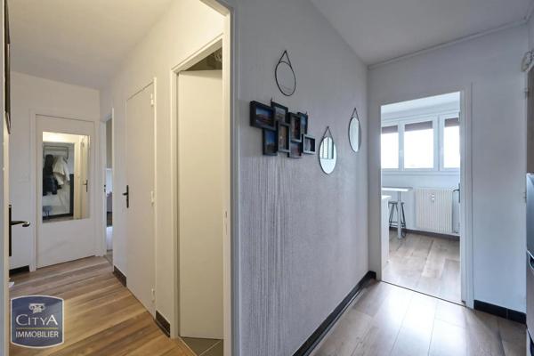 Appartement à louer 2 pièces 58.28m² Saint-Marcellin (38160)