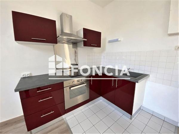 Location Appartement 2 pièces 38.8 m² - 19 RUE SCHNETZ Flers 61100